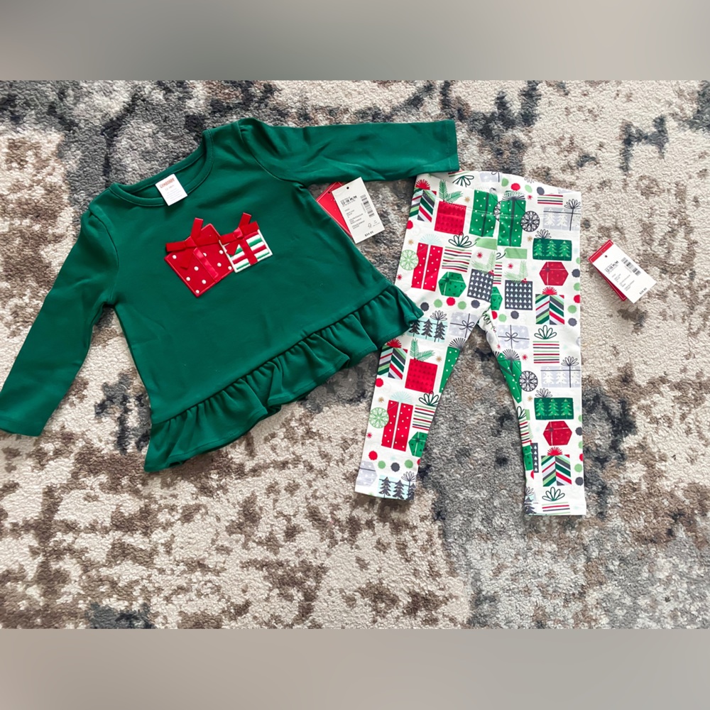 Gymboree Girls 12-18 Mo- Embroidered Present top and matching leggings